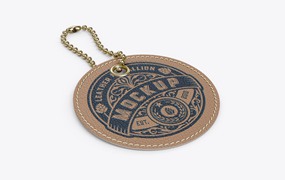 链条皮革奖章标签设计样机 Leather medallion With Rope Mockup