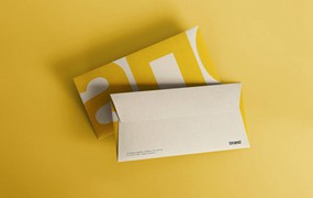 高级品牌vi标志logo设计dl办公信封展示效果图ps贴图mockup样机模板素材 DL Envelope Mockup