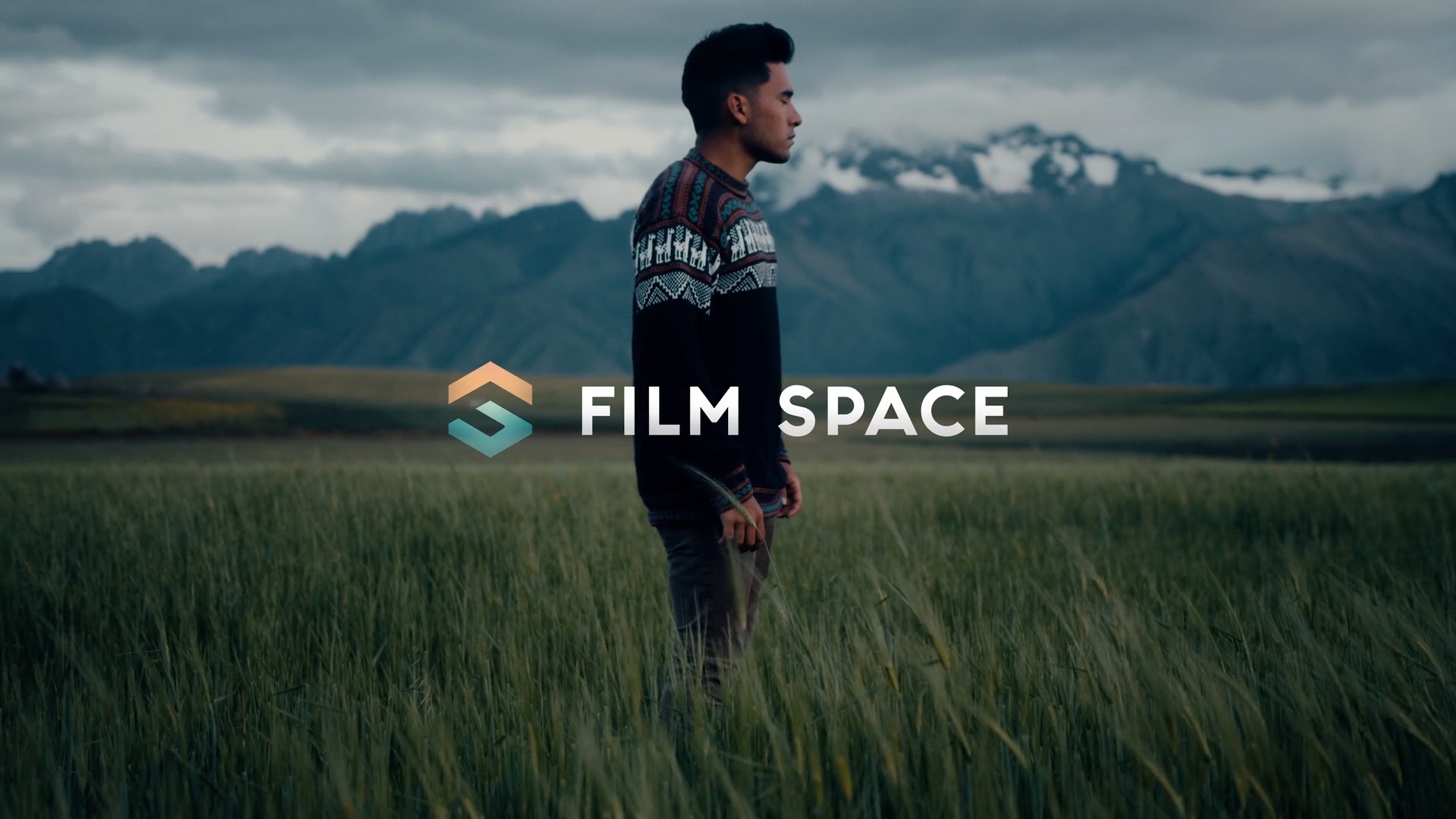 Film Space 5个独特风格化电影旅拍vlog视觉颜色分级LUT包 JustKay Blackmagic LUTs Gen 5 . 第2张